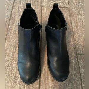 SUN + STONE Women's Ankle Booties Created for Macys Black Size 6